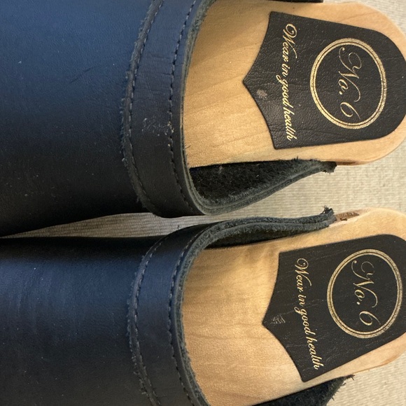 No. 6 Black Leather Clogs - Picture 7 of 7